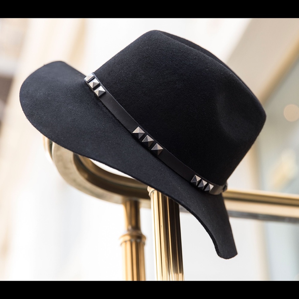 ANINE BING BLACK WOOL HAT WITH LEATHER DETAILS